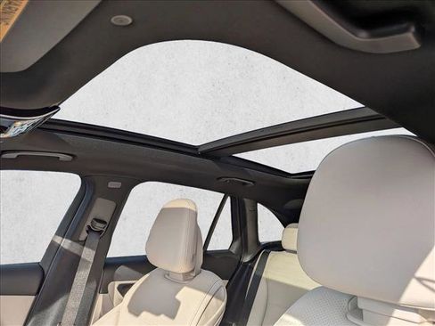 New 2026 Mercedes-Benz GLC 300 4MATIC image 13