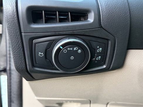 Used 2017 Ford Focus Electric Hatchback image 19