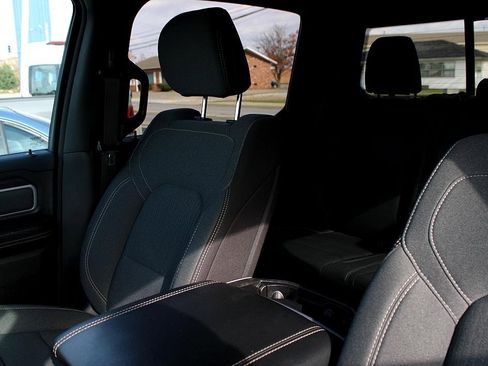 Used 2023 RAM 1500 Big Horn image 32