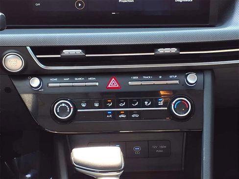 Certified 2025 Hyundai Sonata SE image 13