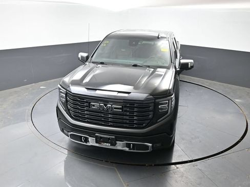 Used 2023 GMC Sierra 1500 Denali Ultimate AWD/4WD image 18