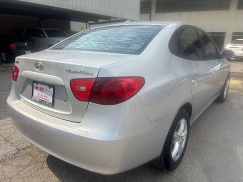 Used 2009 Hyundai Elantra GLS image 7