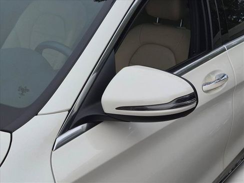 Used 2016 Mercedes-Benz C 300 Sedan image 15
