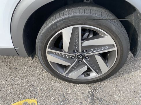 Used 2023 Hyundai Nexo Limited FWD image 14