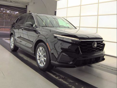 Used 2026 Honda CR-V EX image 3