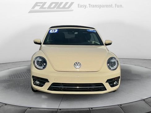 Used 2019 Volkswagen Beetle 2.0T S image 3