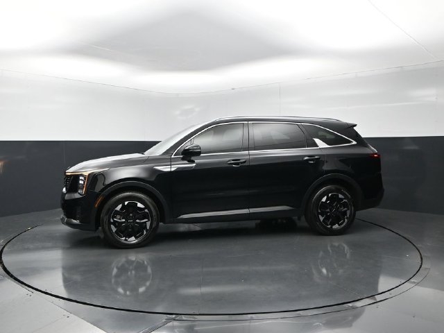 Used 2026 Kia Sorento S FWD image 3