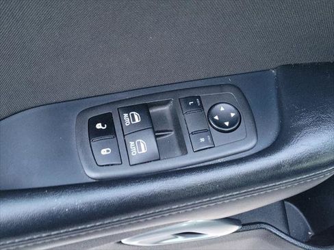 Used 2022 Dodge Challenger GT AWD/4WD image 17