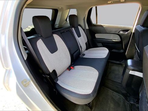Used 2017 GMC Terrain SLE FWD image 20