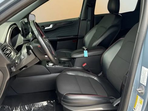 Used 2023 Ford Escape ST-Line w/ Tech Pack #1 FWD image 11