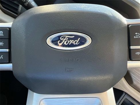 Used 2022 Ford Expedition Max Limited image 36