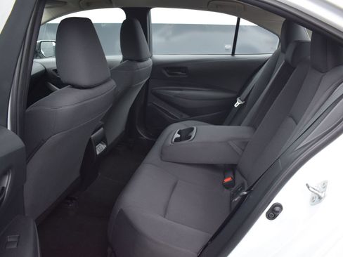 Used 2025 Toyota Corolla LE FWD image 12