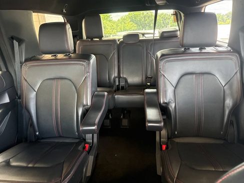 Used 2023 Ford Expedition Limited AWD/4WD image 25