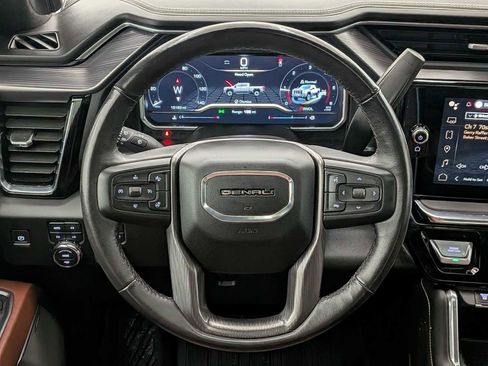 Used 2024 GMC Sierra 2500 Denali Ultimate image 25