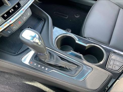 Used 2025 Cadillac CT4 Luxury image 18