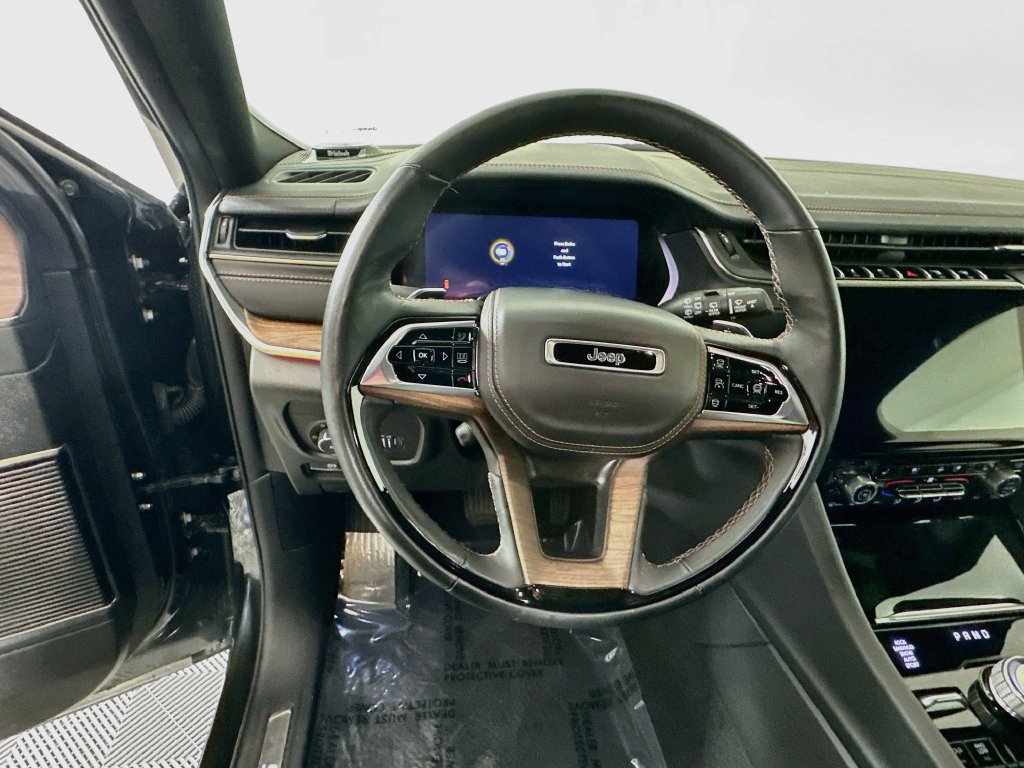 Certified 2023 Jeep Grand Cherokee L Summit w/ High Altitude Package AWD/4WD image 19