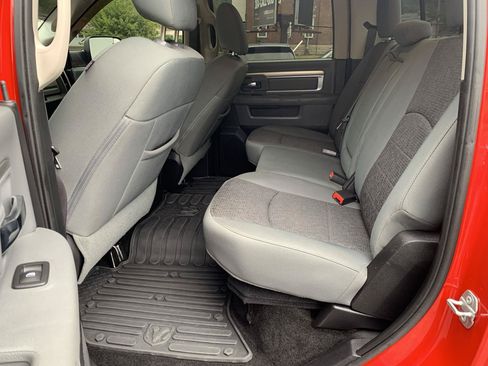 Used 2016 RAM 2500 SLT w/ Luxury Group AWD/4WD image 10
