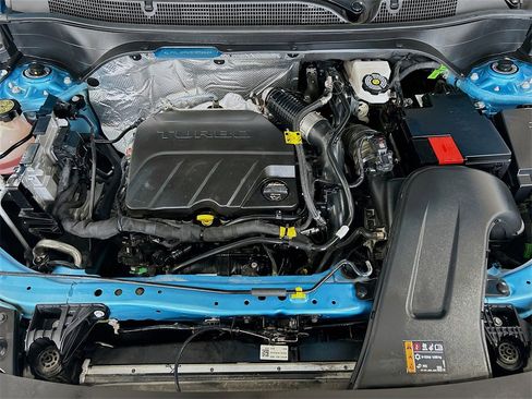 Used 2025 Chevrolet Trax RS w/ Driver Confidence Package image 26