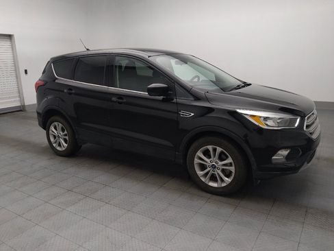 Used 2019 Ford Escape SE FWD image 11