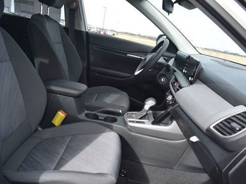 New 2026 Kia Seltos LX FWD image 13