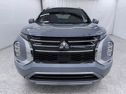 Used 2025 Mitsubishi Outlander SEL FWD image 6