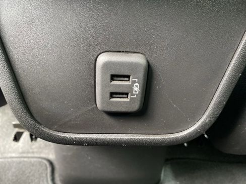 Used 2023 Chevrolet Equinox LS AWD/4WD image 19