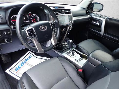 Used 2022 Toyota 4Runner SR5 Premium AWD/4WD image 10