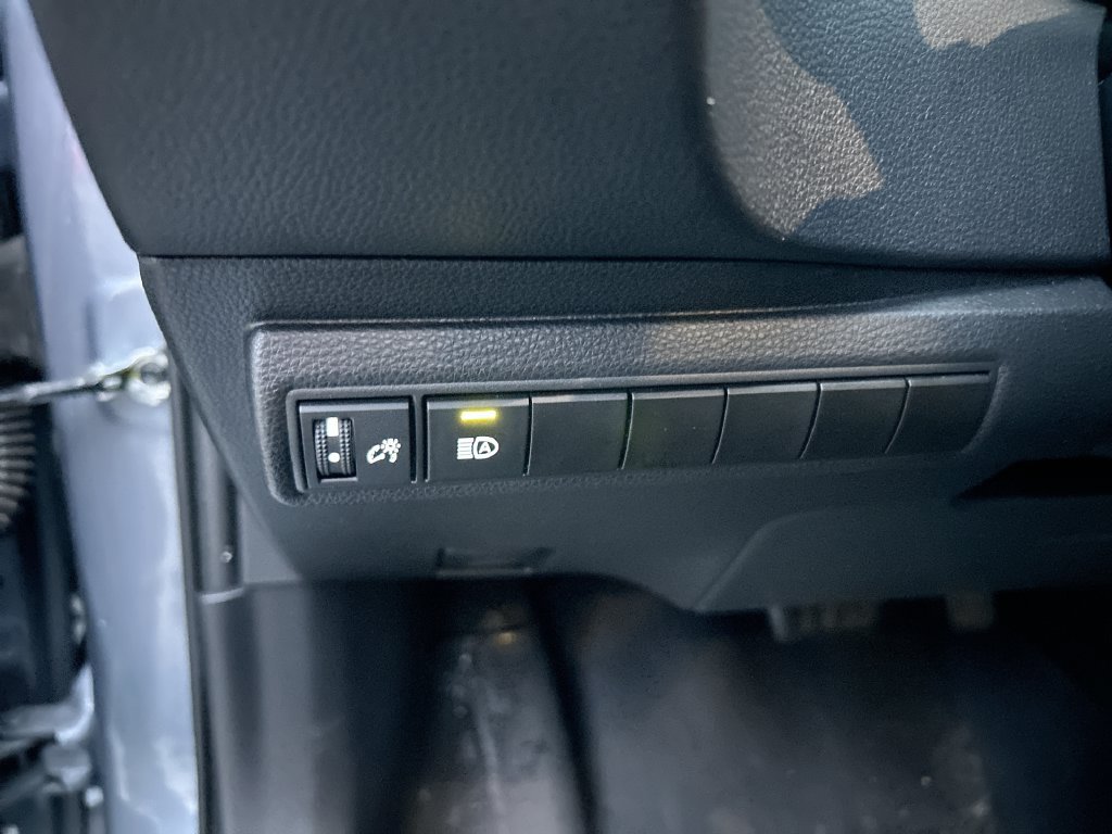 Used 2023 Toyota Corolla LE FWD image 13
