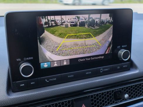 Used 2024 Honda Civic Sport image 4