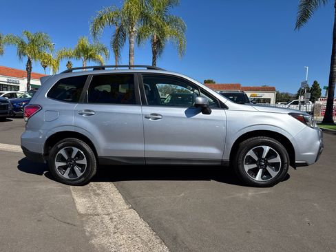 Used 2018 Subaru Forester 2.5i Limited image 5