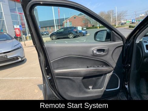 Used 2021 Jeep Compass Latitude w/ Convenience Group image 12