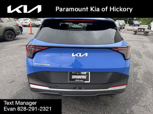 Used 2026 Kia Sportage EX FWD image 6