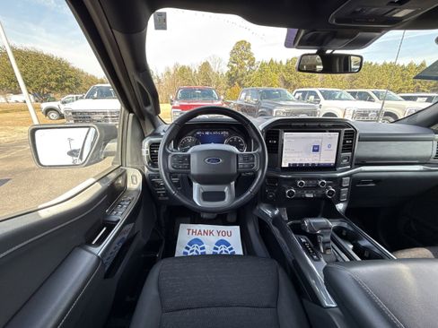 Certified 2022 Ford F150 XLT w/ Equipment Group 302A High image 15