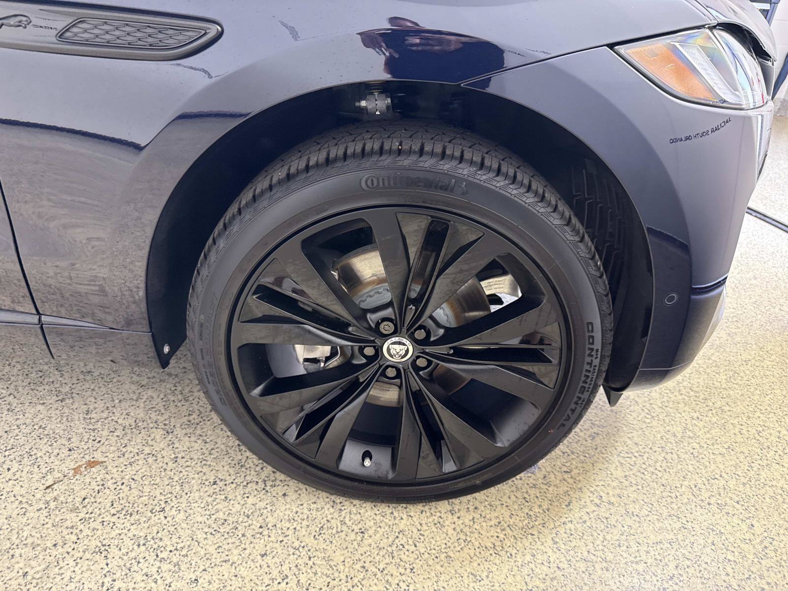 New 2026 Jaguar F-PACE R-Dynamic S AWD/4WD image 9