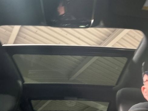 Used 2025 Mercedes-Benz C 300 4MATIC Sedan image 8