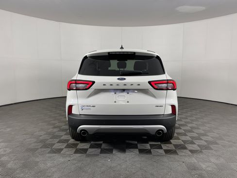 Used 2023 Ford Escape Active w/ Tech Pack #1 image 4