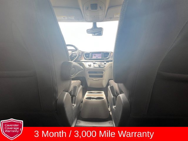 Used 2023 Chrysler Voyager LX FWD image 30