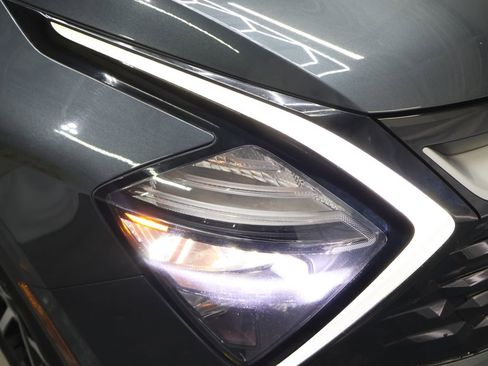 Used 2023 Kia Sportage EX image 26