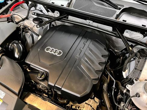 Certified 2023 Audi Q5 2.0T Premium Plus w/ Premium Plus Package image 30