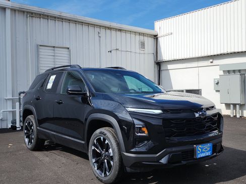 New 2026 Chevrolet Equinox RS w/ Safety and Technology Package FWD image 7