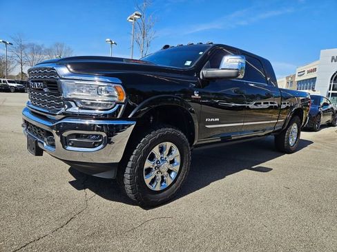 Used 2024 RAM 2500 Limited image 4