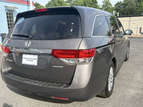 Used 2016 Honda Odyssey SE image 6