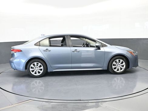 Used 2021 Toyota Corolla LE image 7