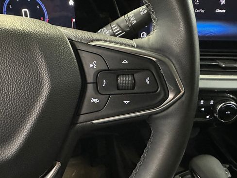 Certified 2024 Chevrolet Trax LT w/ Driver Confidence Package image 10