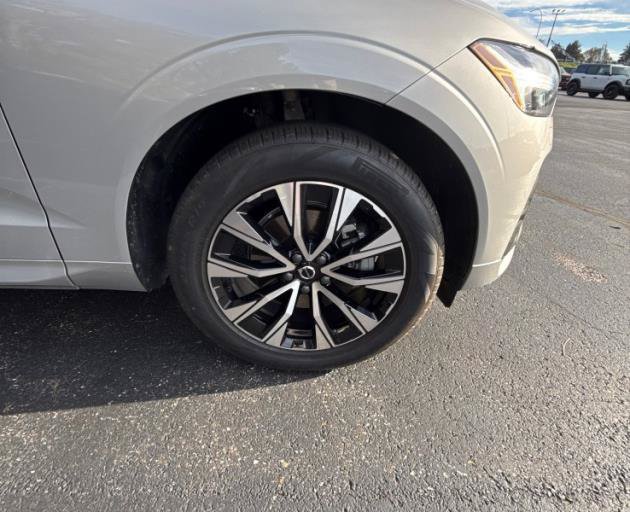 Used 2024 Volvo XC60 B5 Core w/ Climate Package AWD/4WD image 11