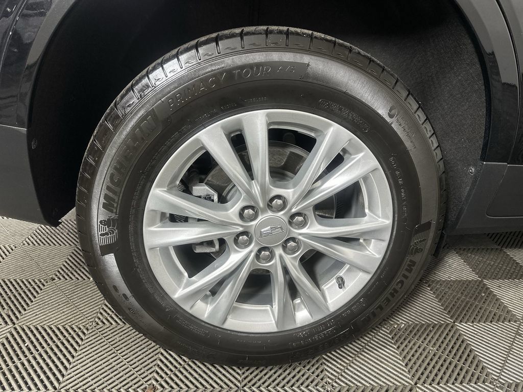 Used 2023 Cadillac XT5 Luxury FWD image 35