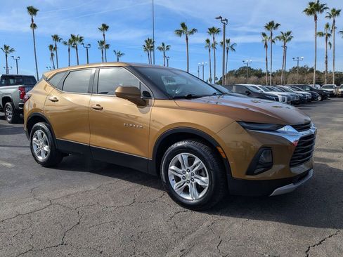 Used 2020 Chevrolet Blazer LT image 2