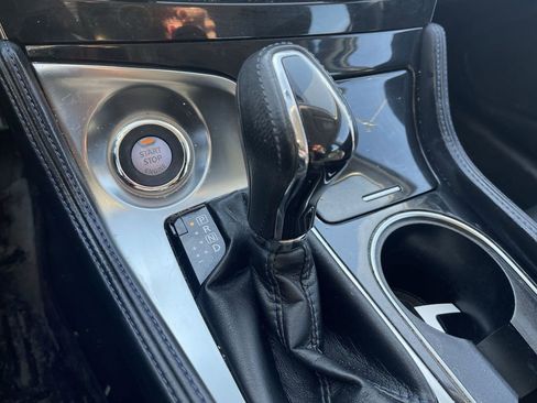 Used 2017 Nissan Maxima SR image 18