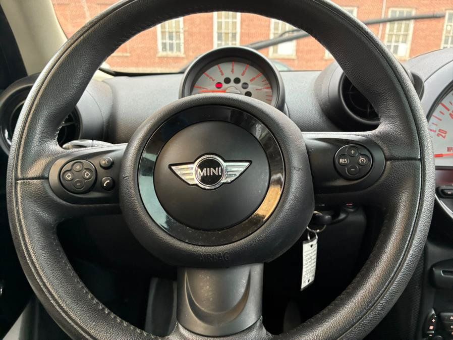 Used 2013 MINI Cooper Paceman FWD image 22