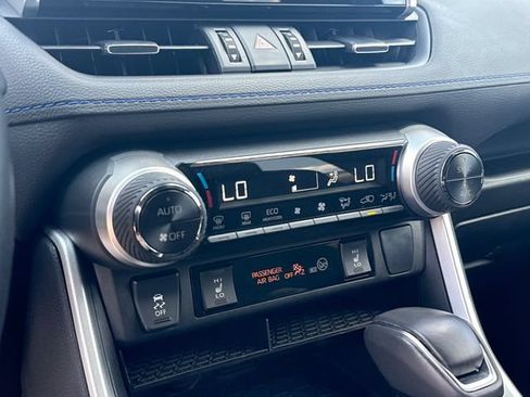 Used 2022 Toyota RAV4 XSE w/ XSE Grade Weather Package AWD/4WD image 19